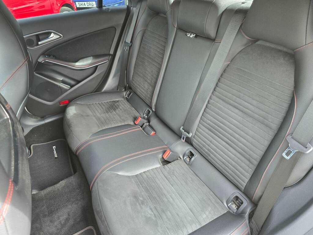 Mercedes-Benz CLA Class Automatic Black #27