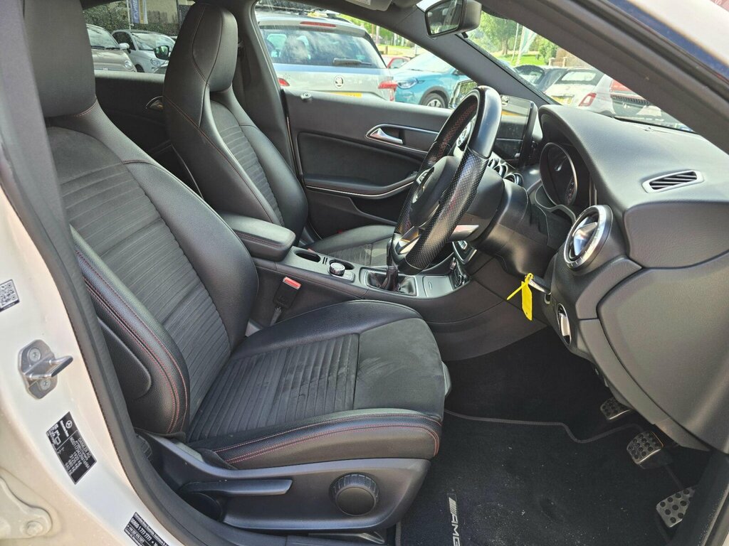 Mercedes-Benz CLA Class Automatic Black #17