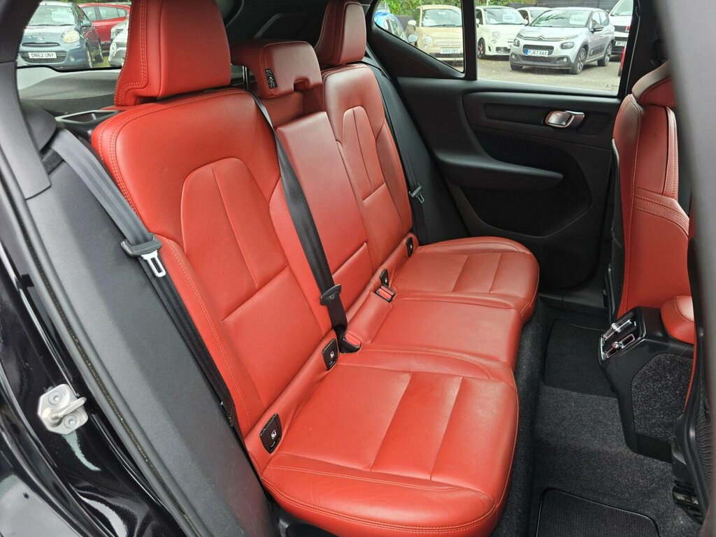 Volvo XC40 Suv  #38