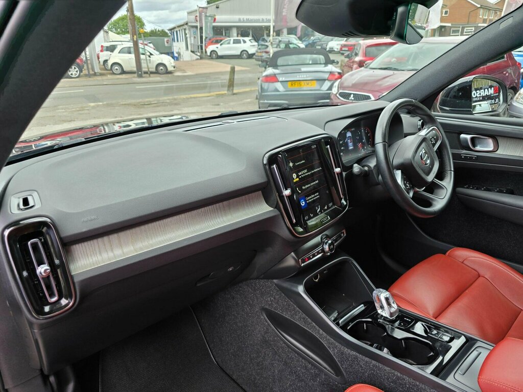 Volvo XC40 Suv  #35