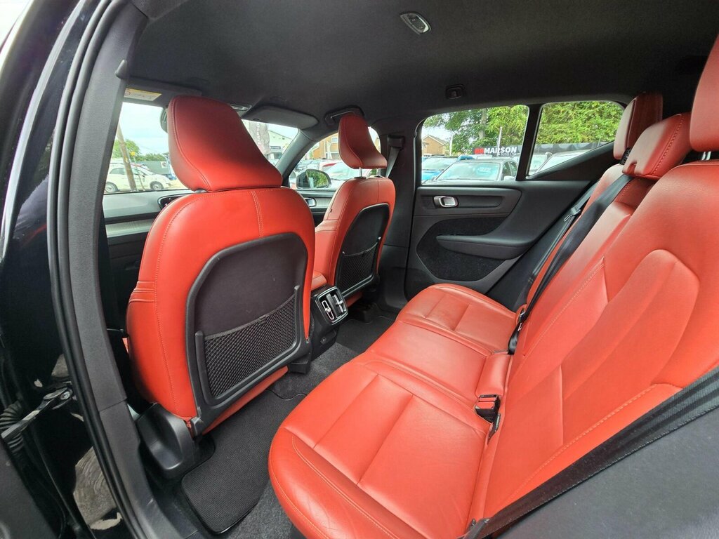 Volvo XC40 Suv  #31
