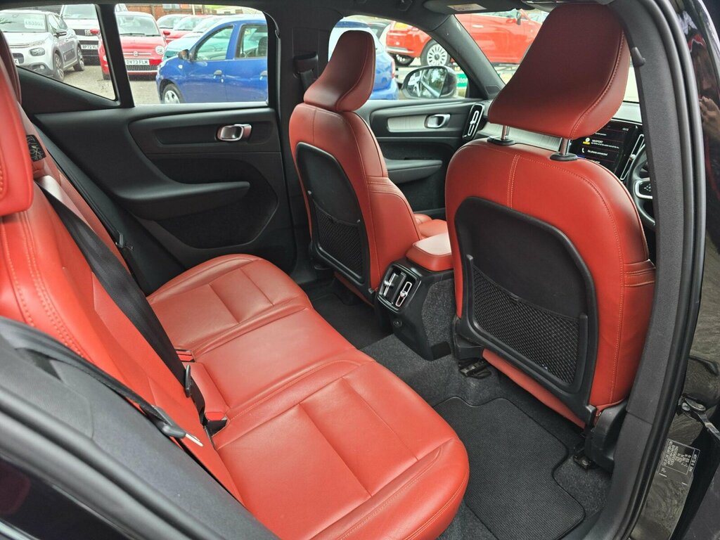 Volvo XC40 Suv  #40
