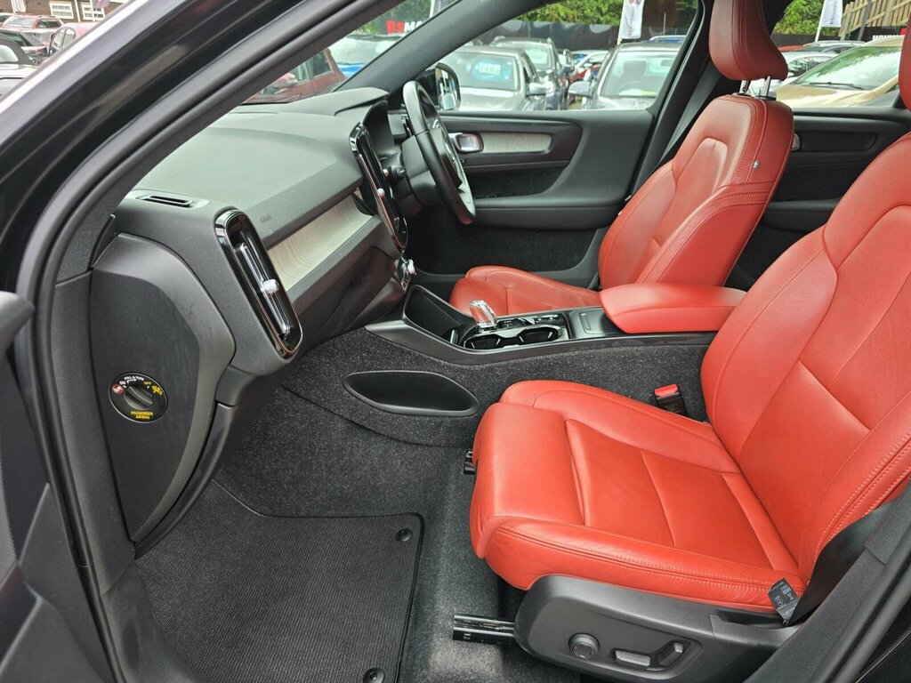 Volvo XC40 Suv  #37