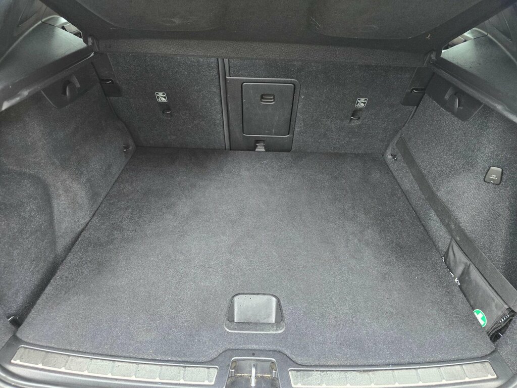 Volvo XC40 Suv  #29