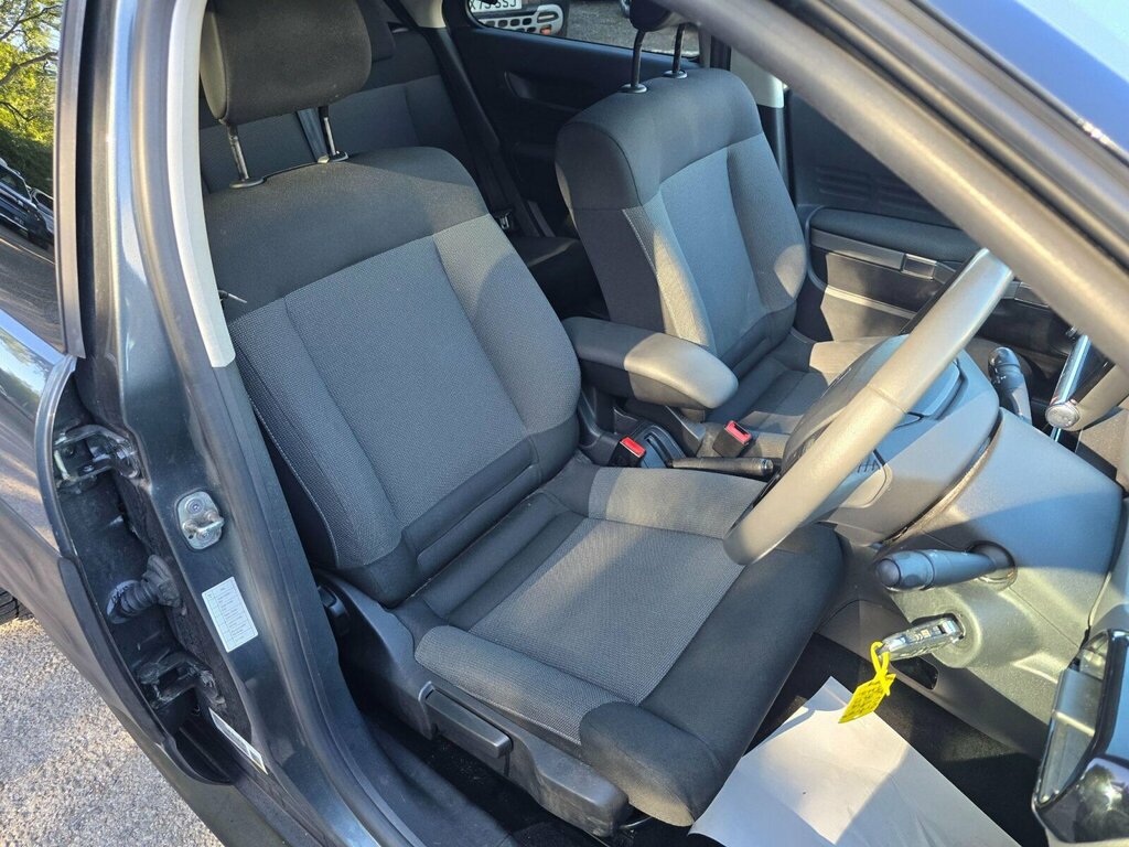 Citroen C4 Cactus 1.2 Puretech Touch Black #16