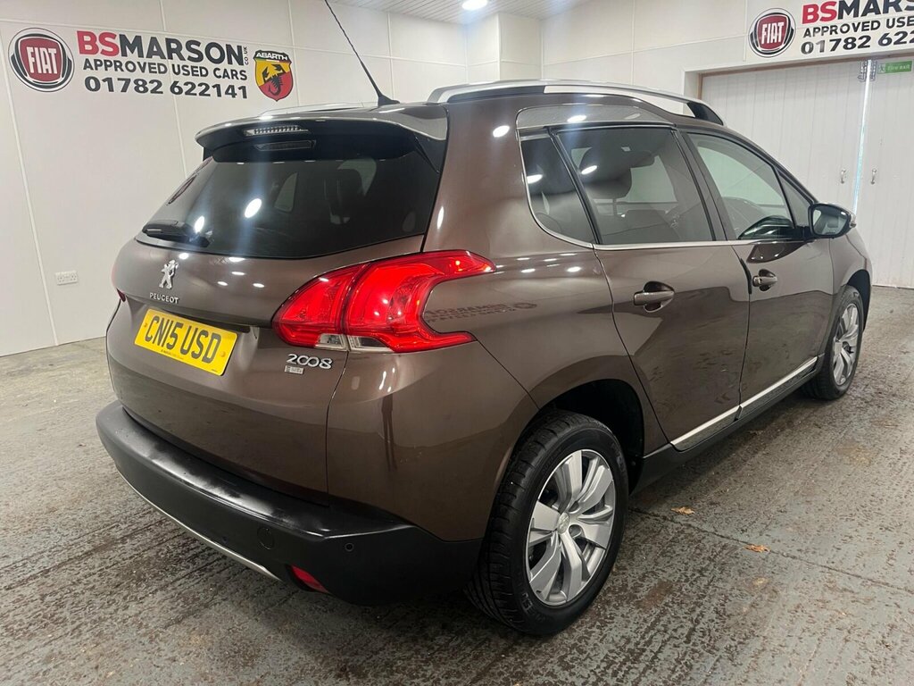 Peugeot 2008 1.2 Puretech Active Red #10