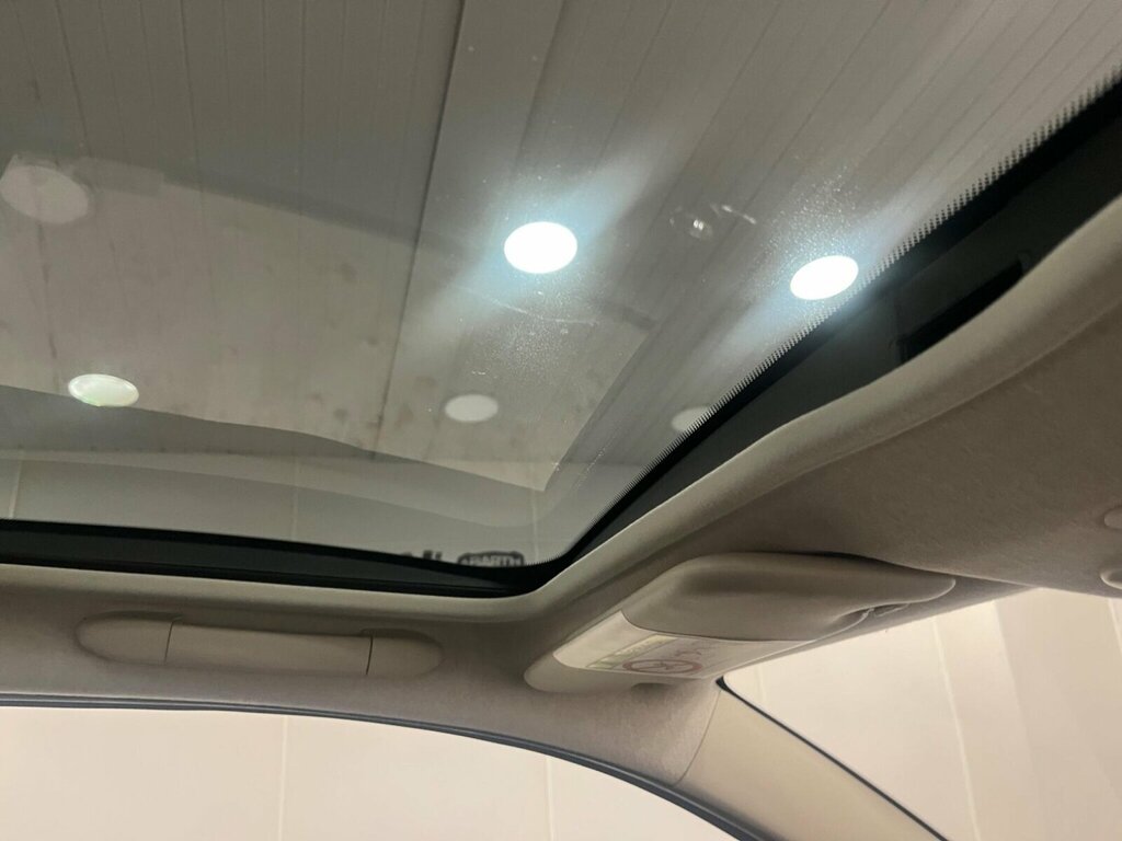 Fiat 500 1.2L Pop White #32