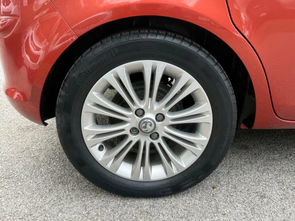 Vauxhall Corsa 1.4 16V Se Euro 5 Red #33