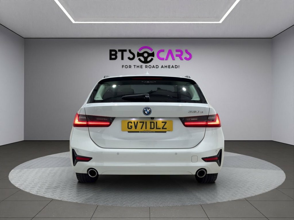 BMW 3 Series 2L Se Pro GV71DLZ White #3
