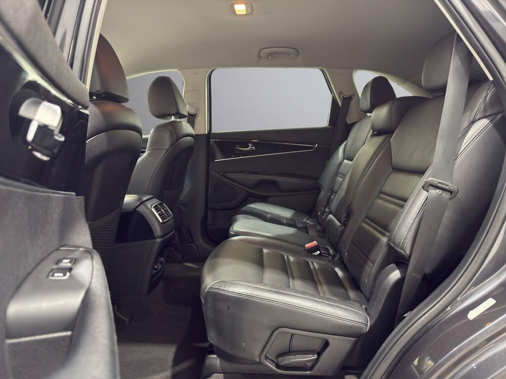 Kia Sorento  Grey #11