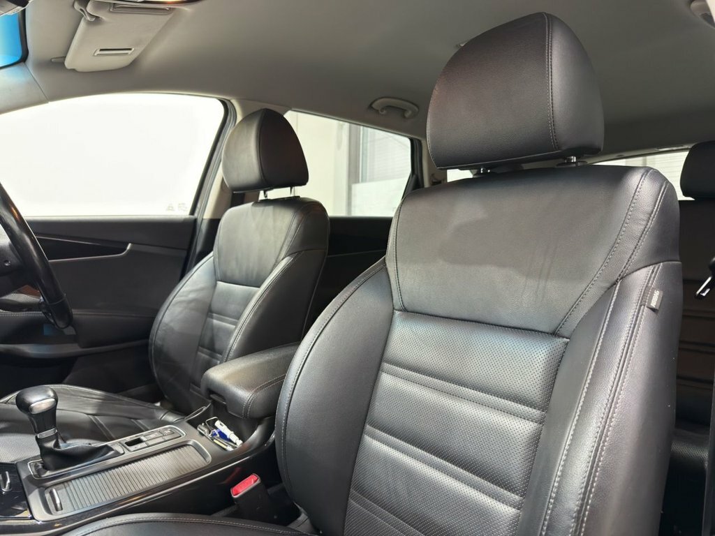 Kia Sorento  Grey #18