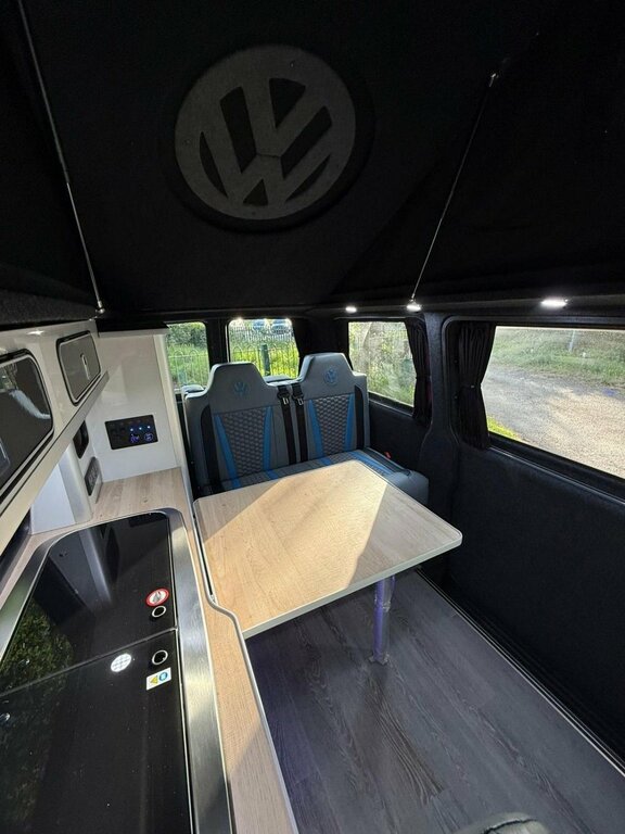 Volkswagen Transporter 2.0 Bitdi Bmt 204 Highline Kombi Van Black #12