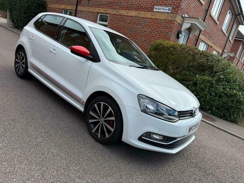 Volkswagen Polo 1.2 Tsi Bluemotion Tech White #6