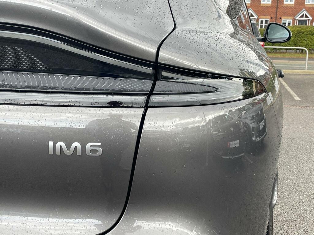 MG IM6 300Kw Long Range 100Kwh White #28