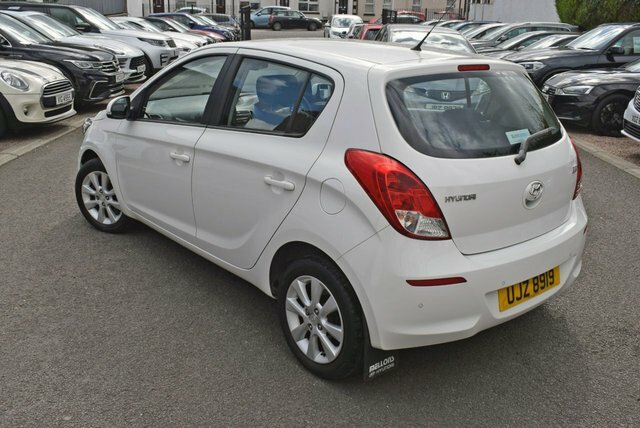 Hyundai I20 1.2 Style Hatchback Euro 5 85 B White #5