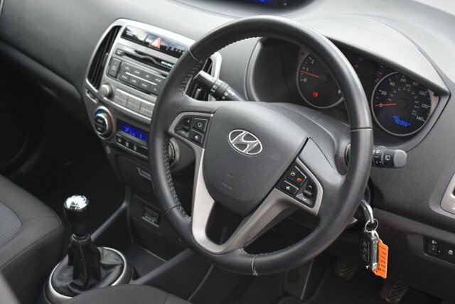 Hyundai I20 Active Red #17