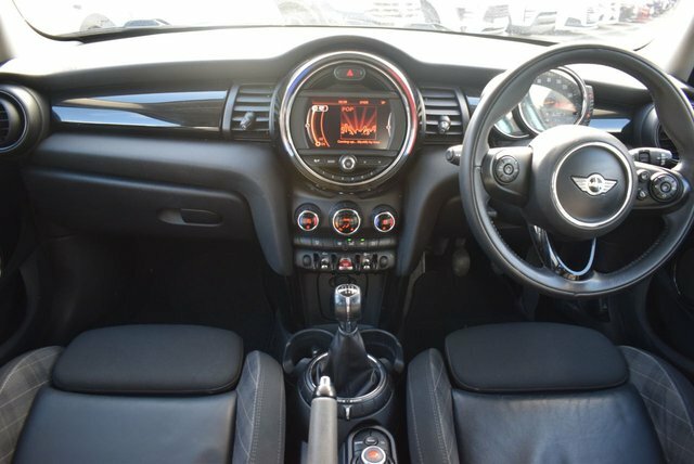 Mini Hatch Back Euro 6 Ss 102 Ps U180 Red #15