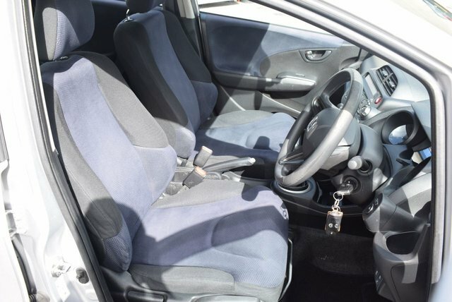 Honda Jazz I-vtec Es Plus Blue #11