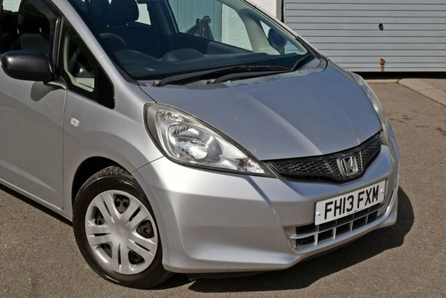 Honda Jazz I-vtec Es Plus Blue #8