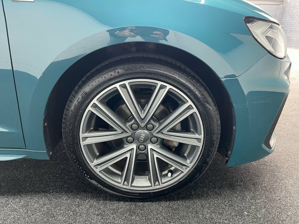 Audi A1 1L S Line AX19MWZ Green #5
