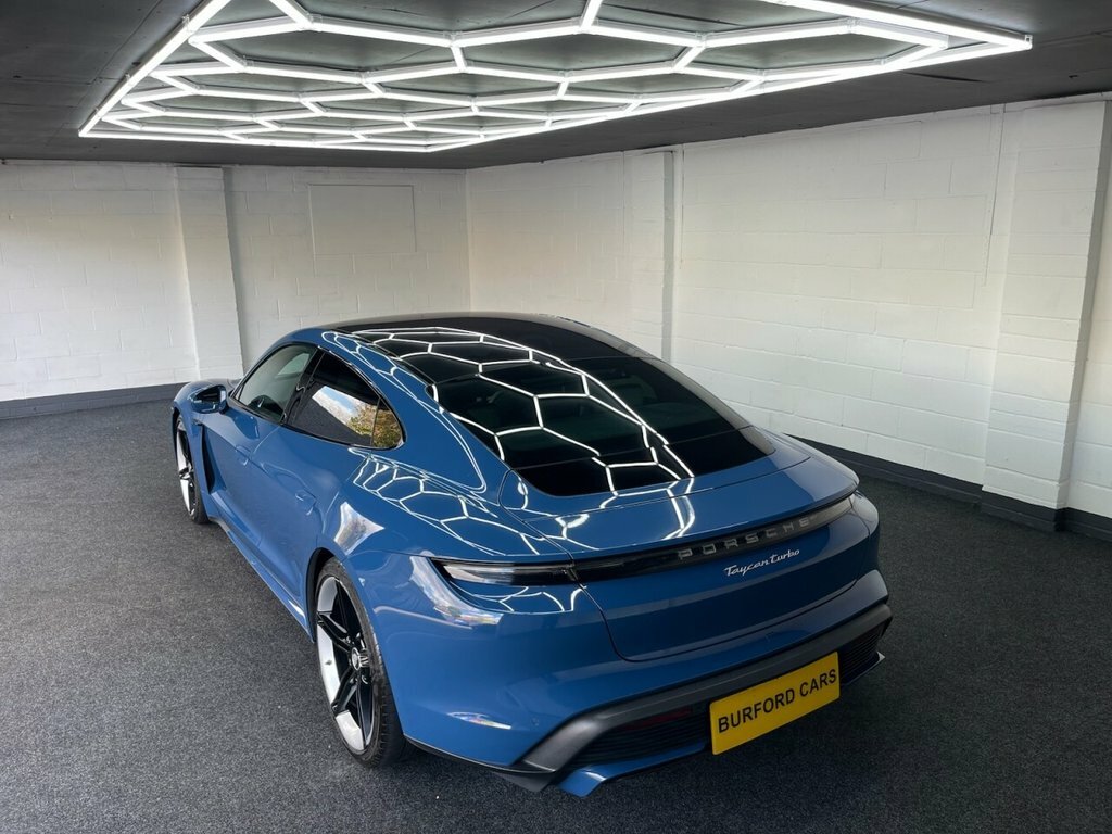 Porsche Taycan Saloon Blue #6