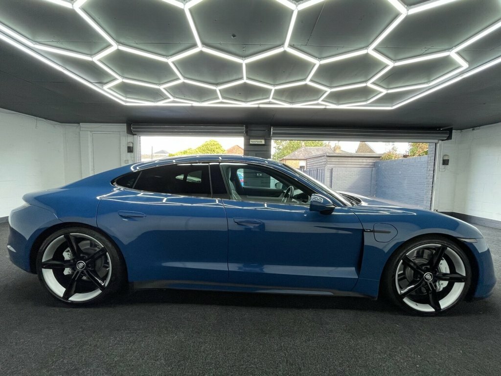 Porsche Taycan Saloon Blue #3