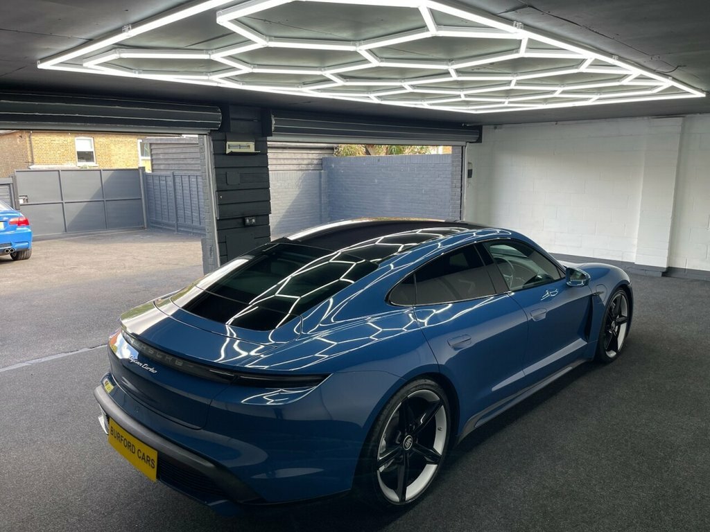 Porsche Taycan Saloon Blue #5