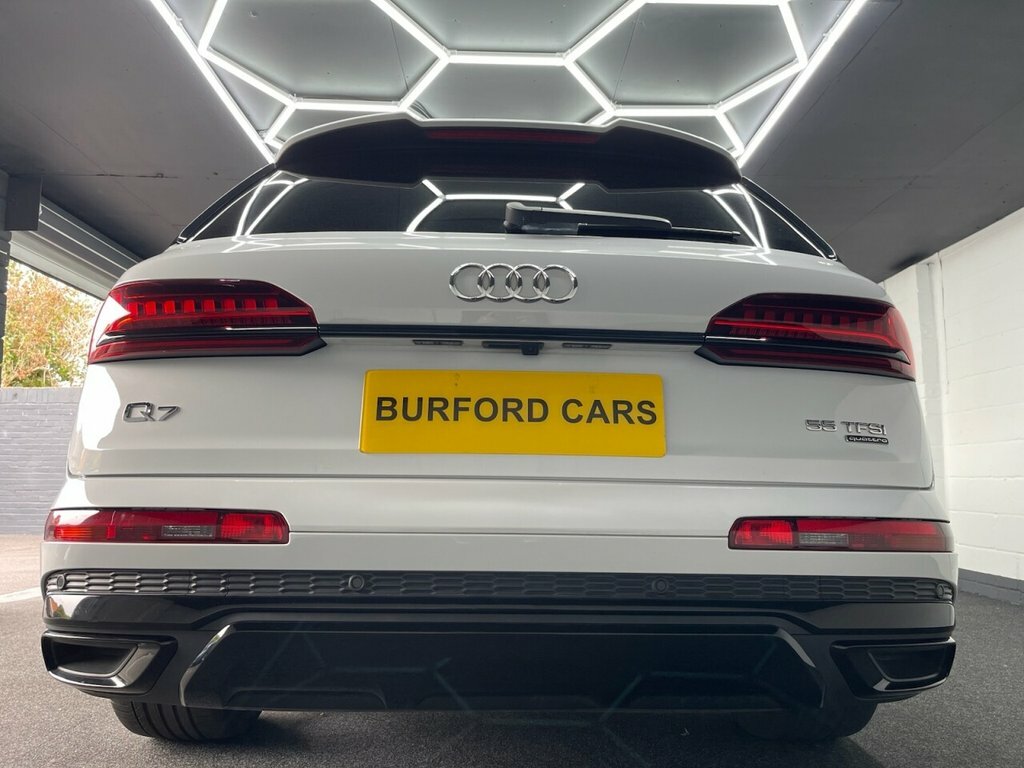 Audi Q7 3L Black Edition White #6