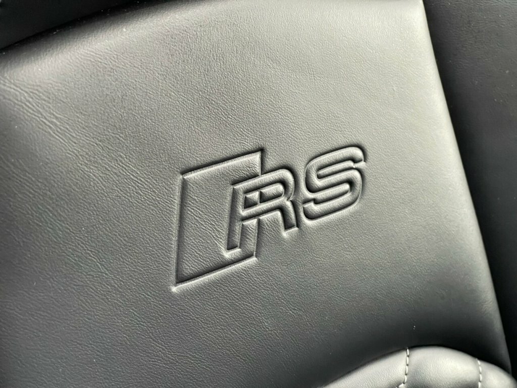 Audi RS4 Avant Rs 4 Tfsi Quattro Carbon Black Black #30