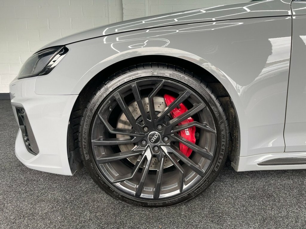 Audi RS4 Avant Rs 4 Tfsi Quattro Carbon Black Black #4