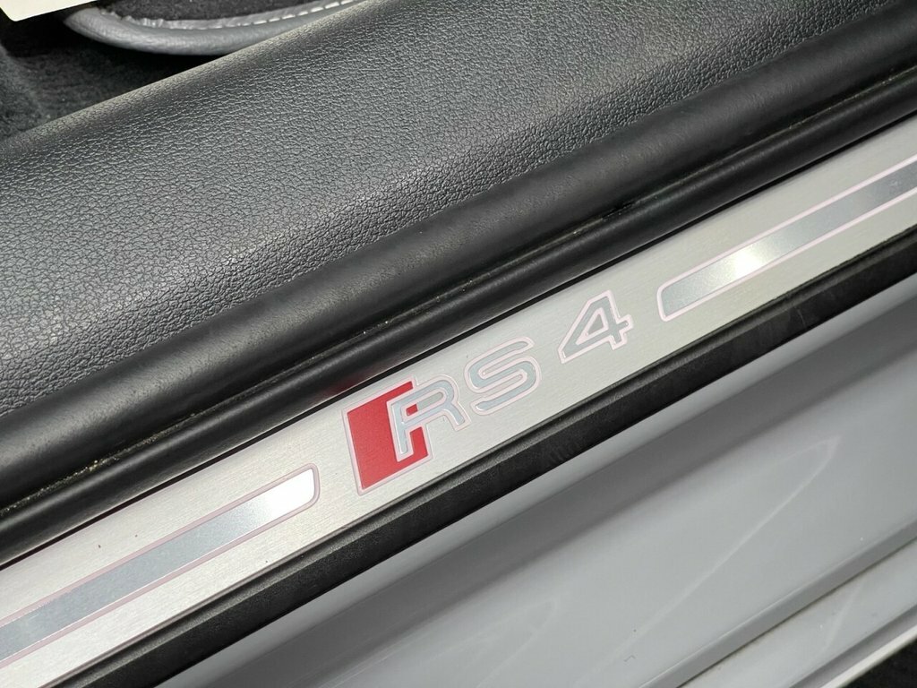 Audi RS4 Avant Rs 4 Tfsi Quattro Carbon Black Black #63