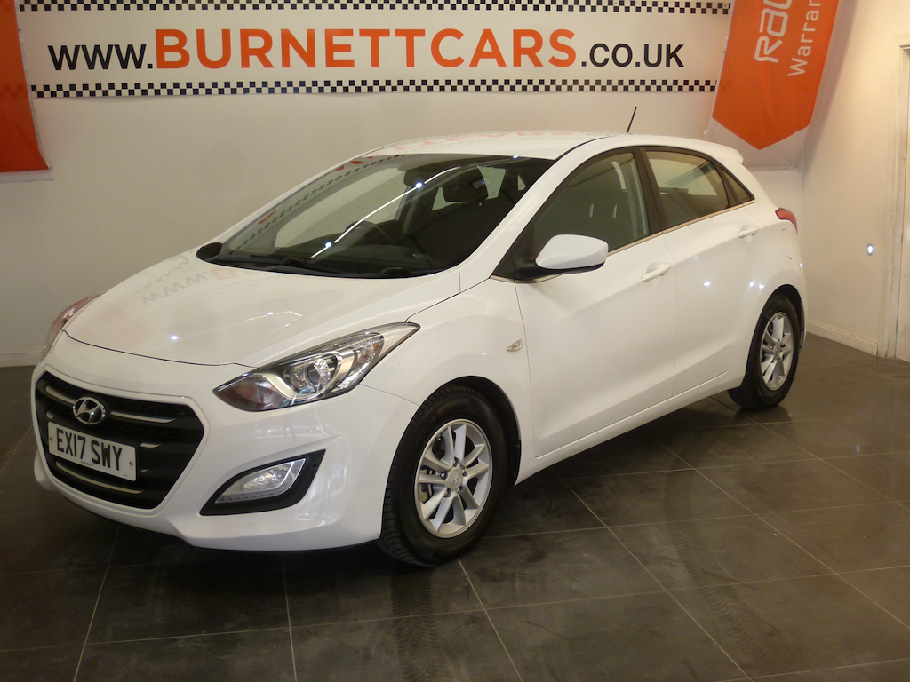 Hyundai I30 Crdi Se Blue Drive White