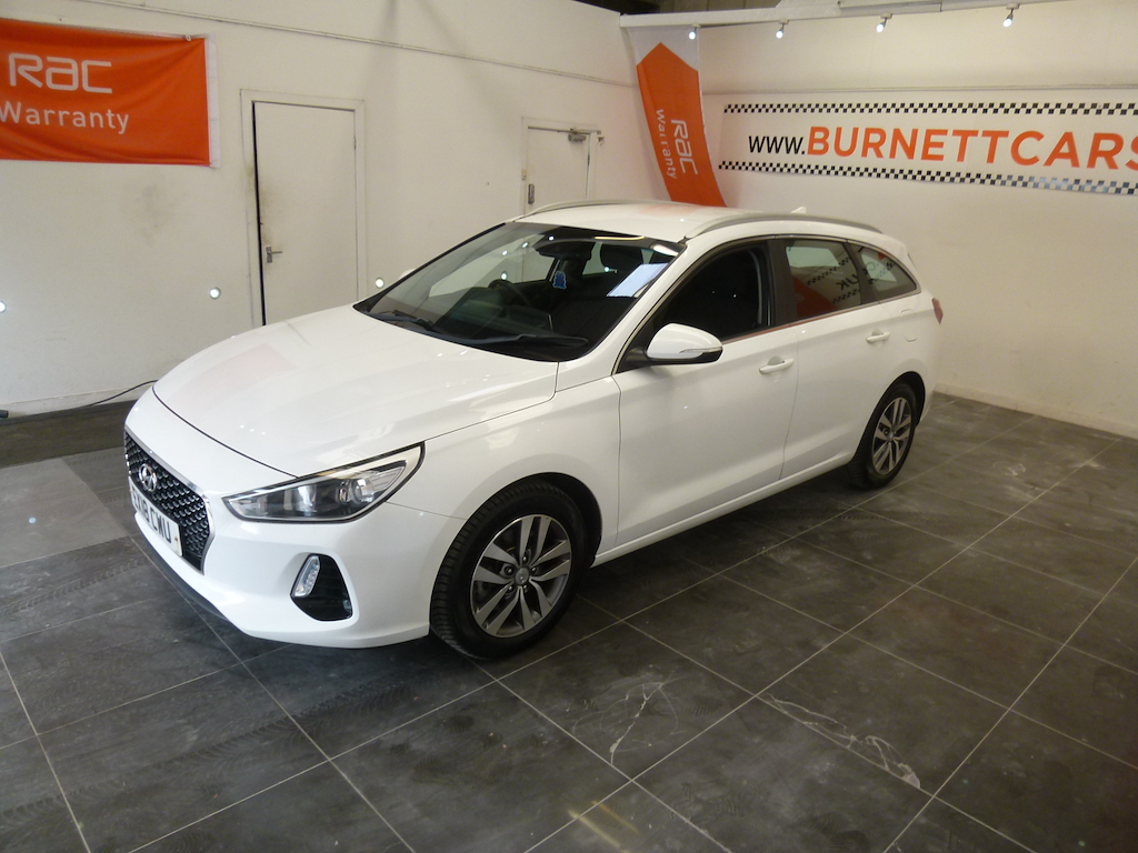 Hyundai I30 Hatchback Black #11