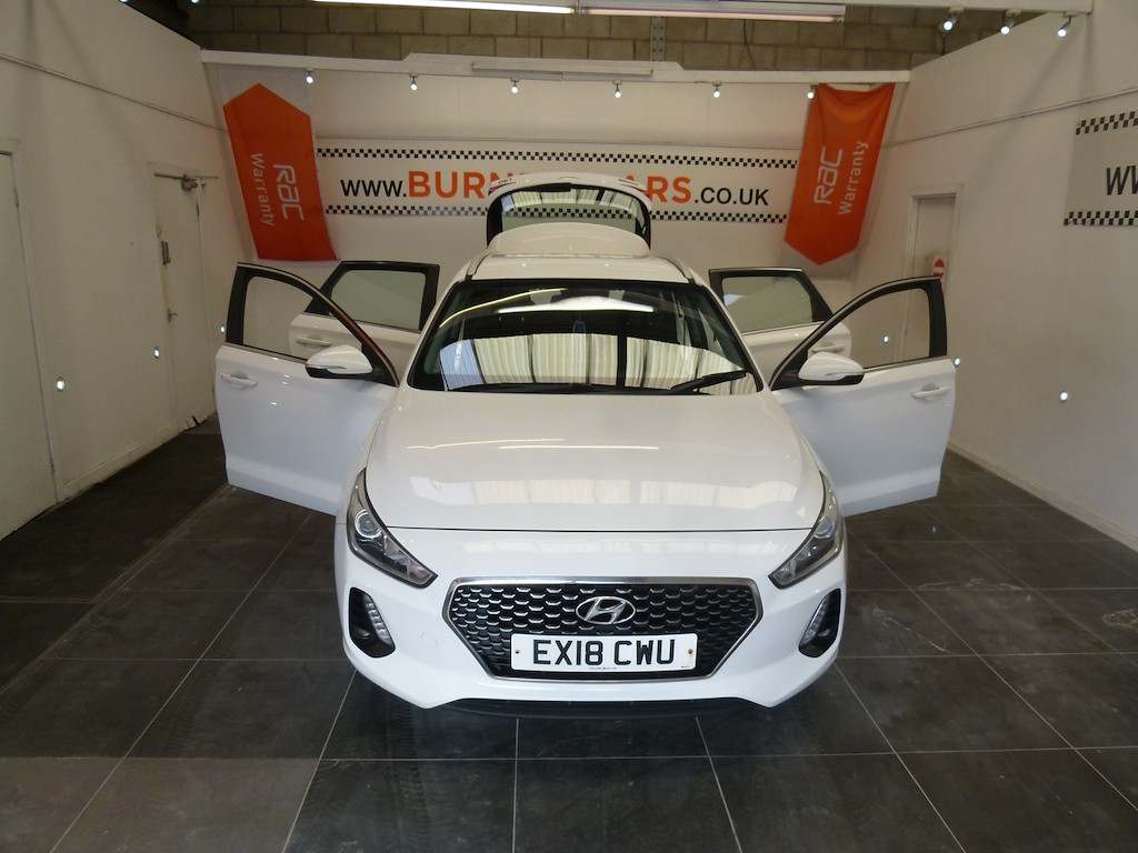 Hyundai I30 Hatchback Black #20