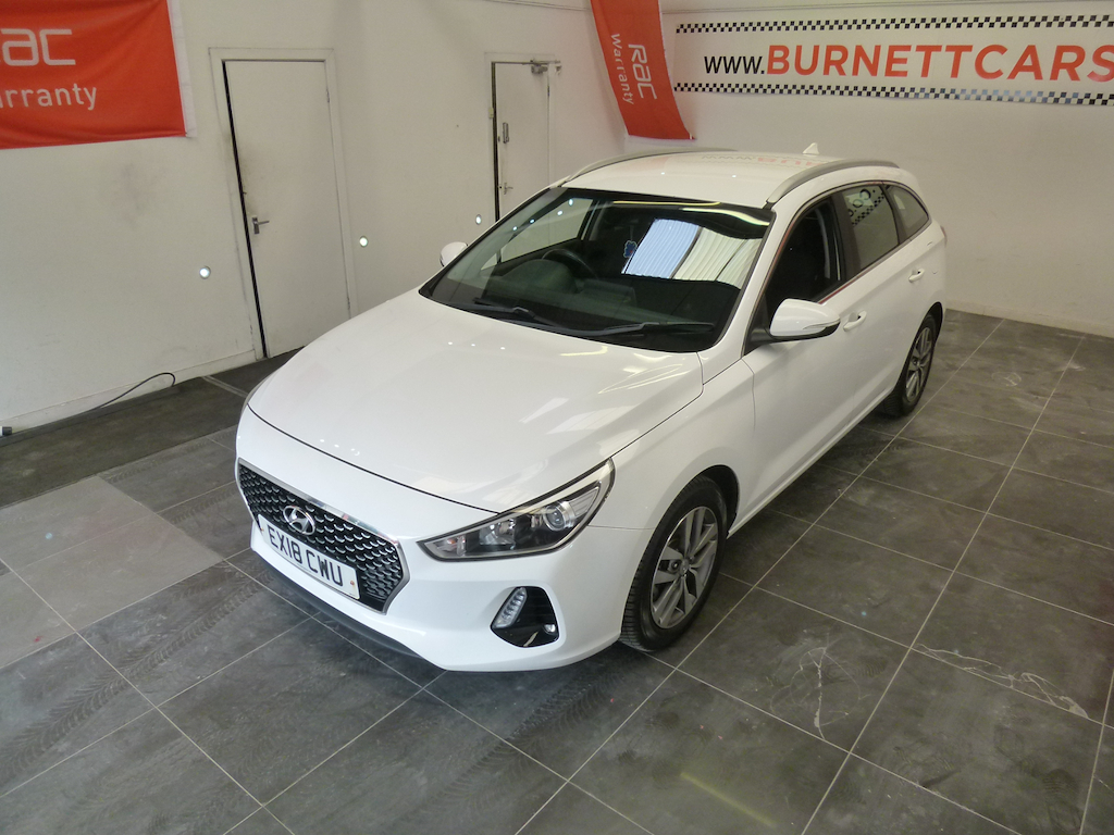Hyundai I30 Hatchback Black #21