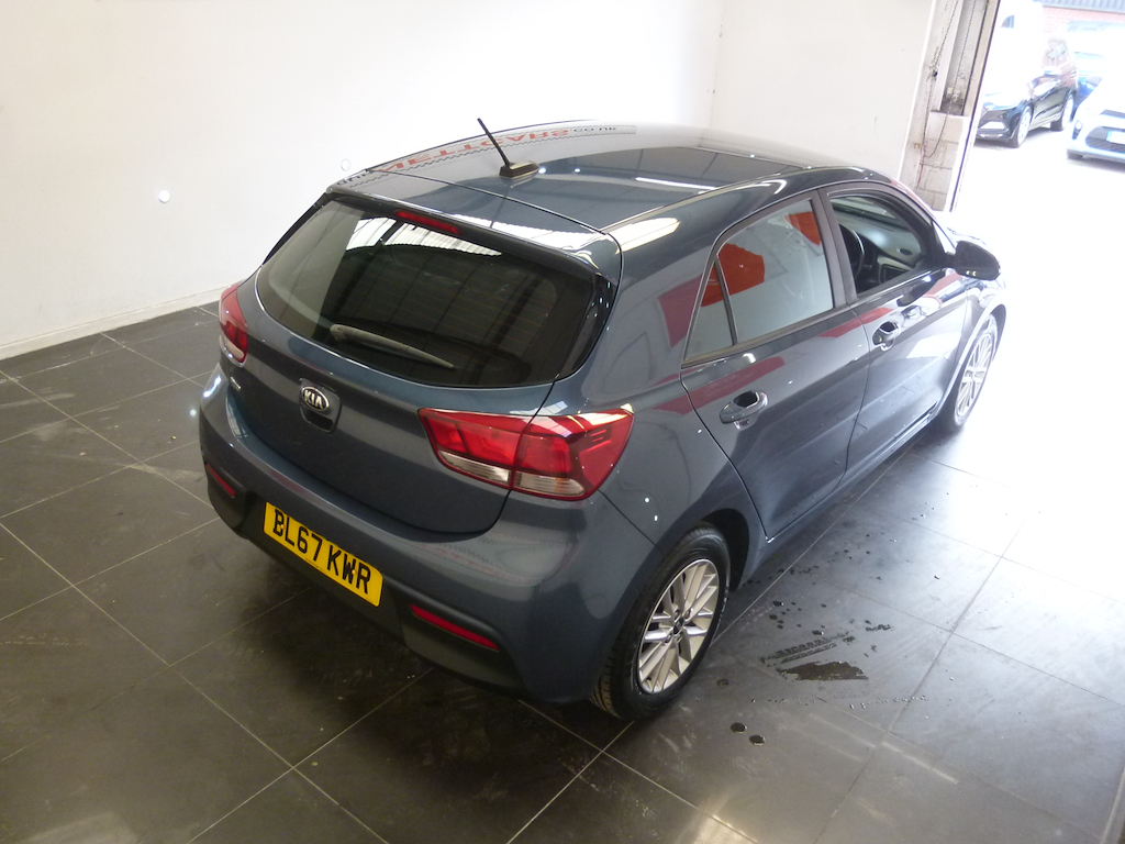 Kia RIO Kia Rio 1.25 2 White #24