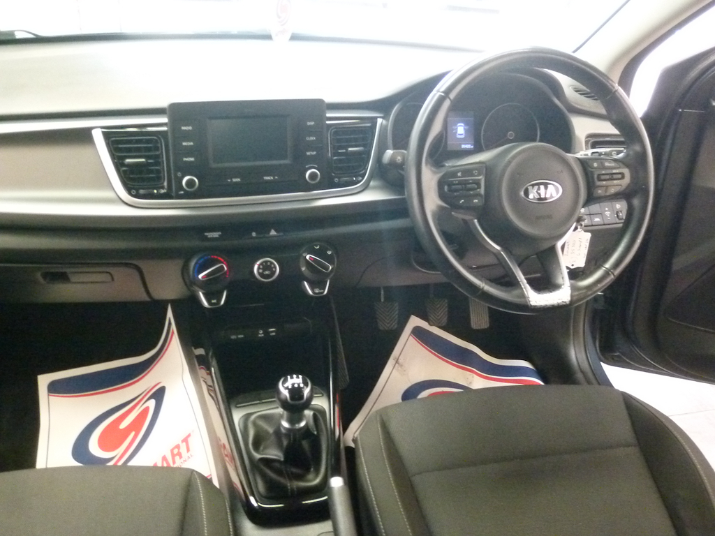 Kia RIO Kia Rio 1.25 2 White #17