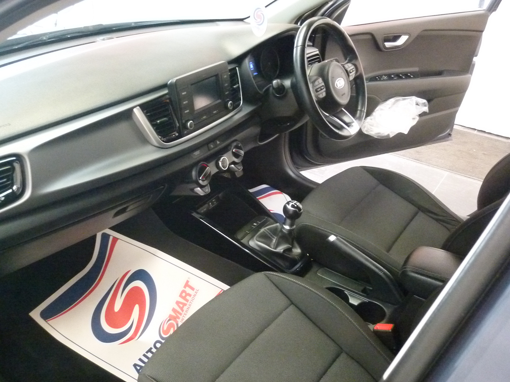 Kia RIO Kia Rio 1.25 2 White #15