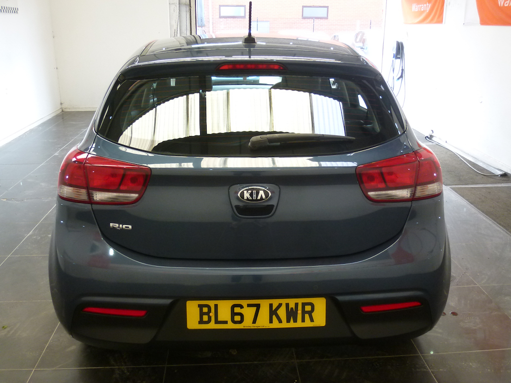 Kia RIO Kia Rio 1.25 2 White #7