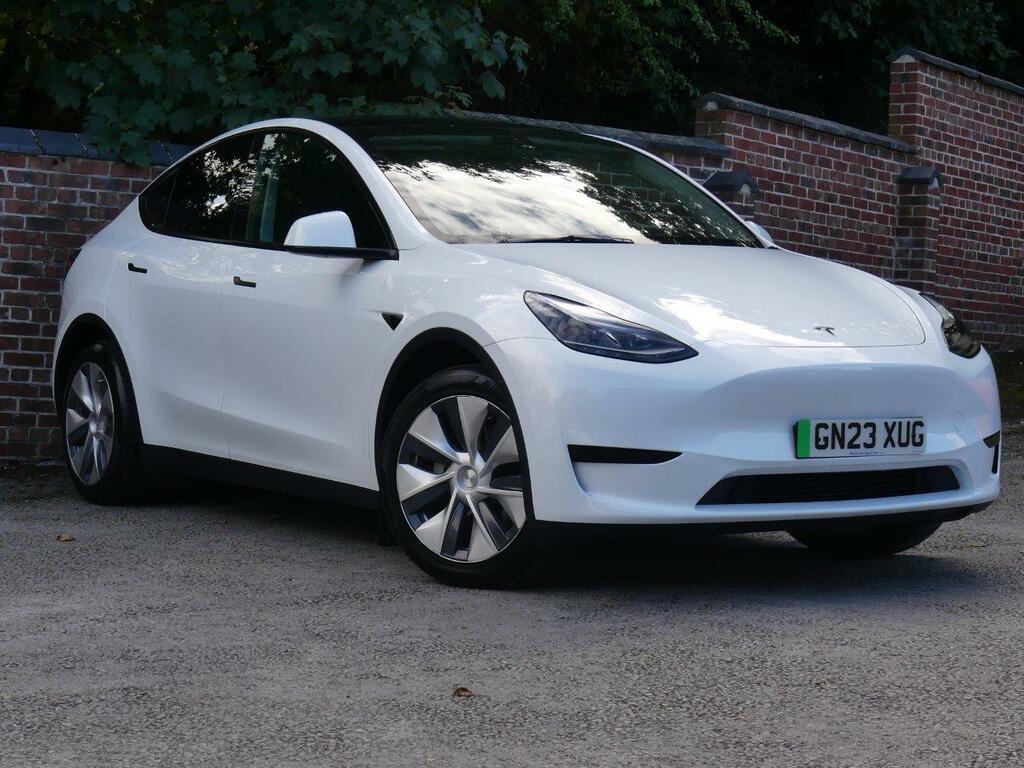 Tesla Model Y Tesla Model Y 2323 Rwd White