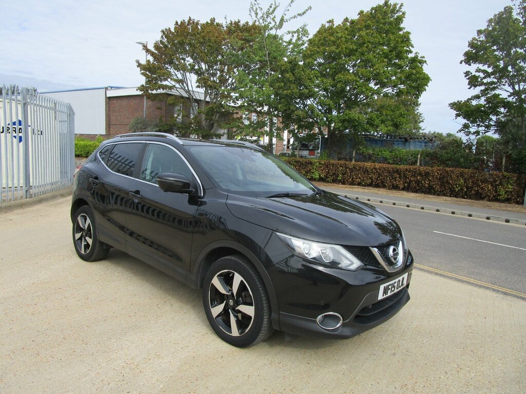 Nissan Qashqai 1.2 Dig-t N-tec Suv 2Wd Euro 5 Black