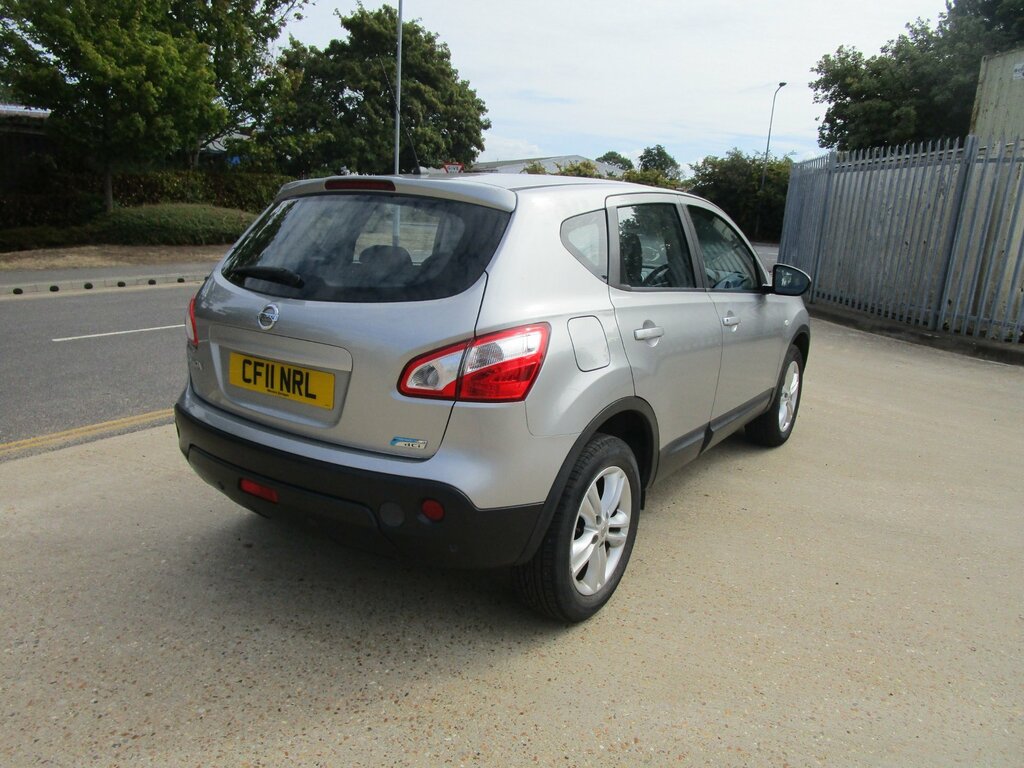 Nissan Qashqai 1.5 Dci Acenta Suv 2Wd Euro 5 1 Silver #4