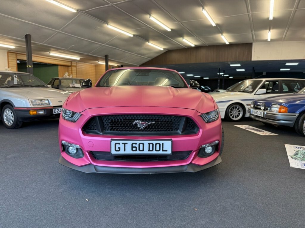 Ford Mustang Convertible White #5