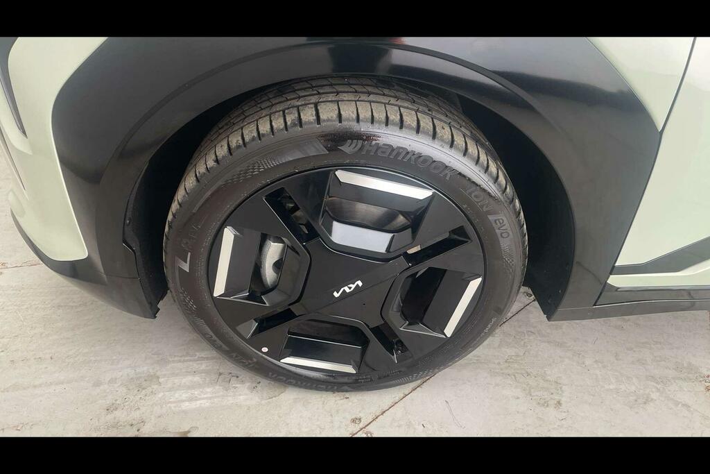 Kia EV3 Gt-line S White #17