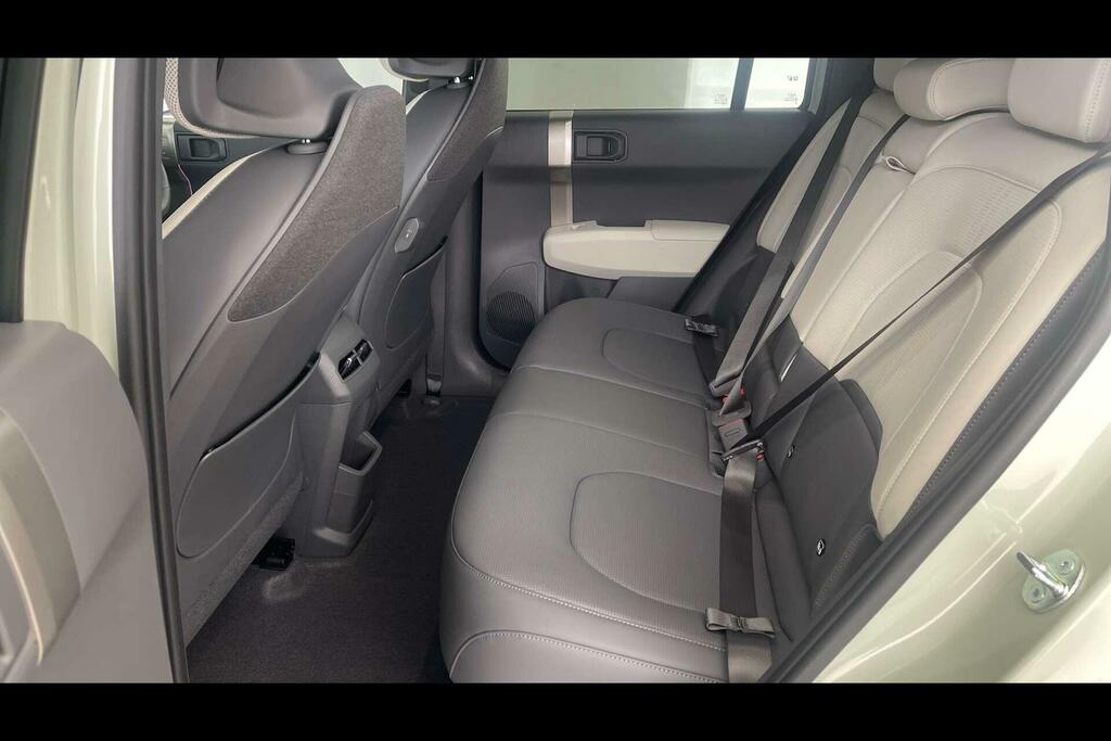 Kia EV3 Gt-line S White #12