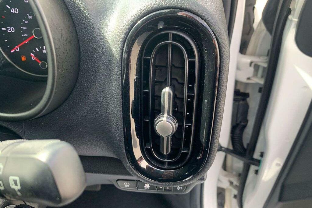 Kia Picanto 1.0 X-line S Black #32