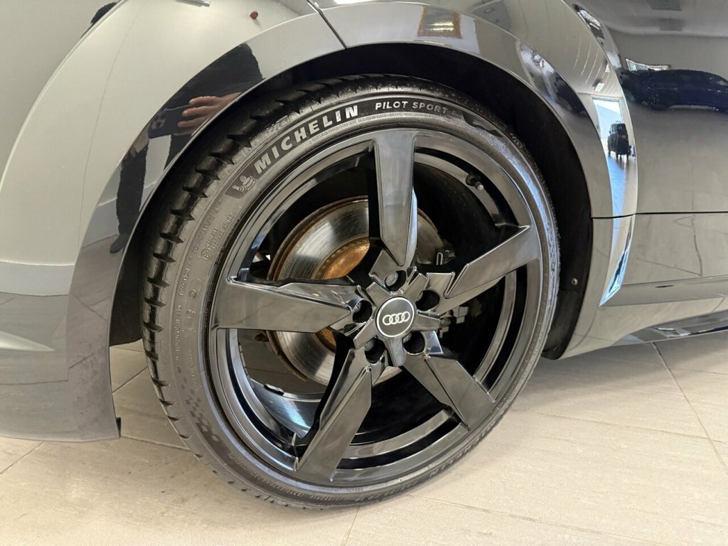 Audi TT RS Tfsi Sport Edition Black #16