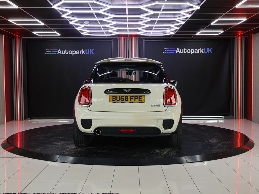 Mini Hatch 2019 1.5 Cooper Sport Hatchback White #4