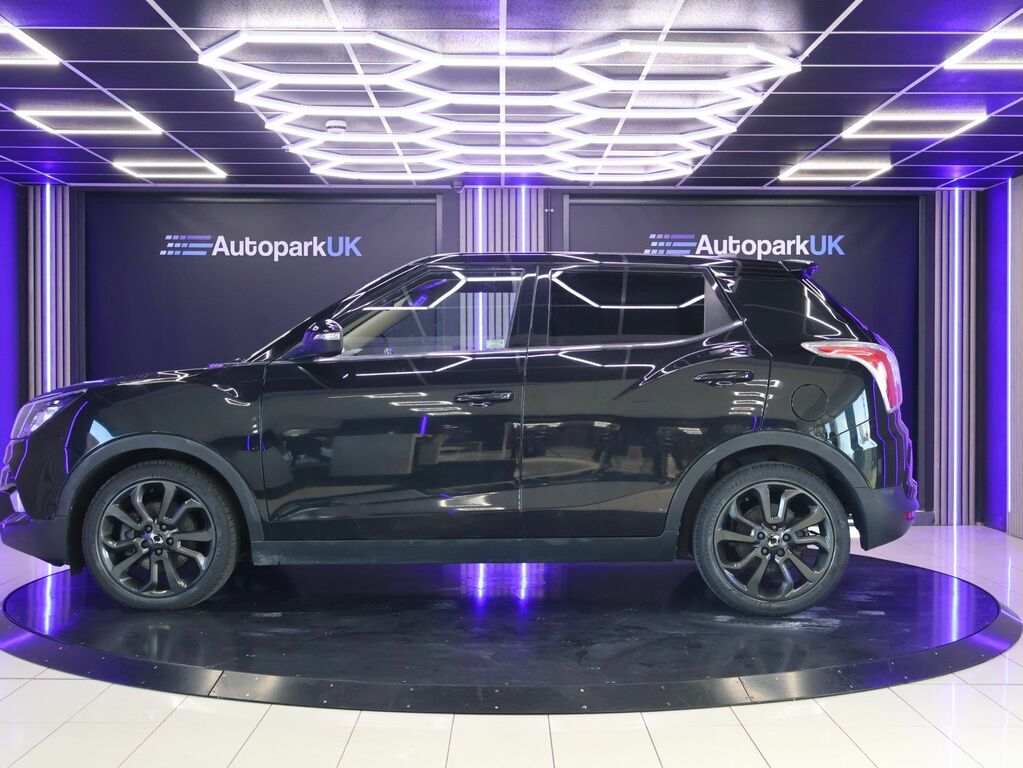 SsangYong Tivoli 2016 1.6 E-xdi Elx Suv Euro 6 115 Black #6