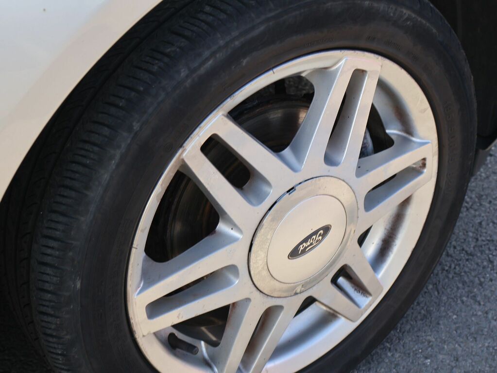 Ford Fiesta 1.25 Zetec Silver #16